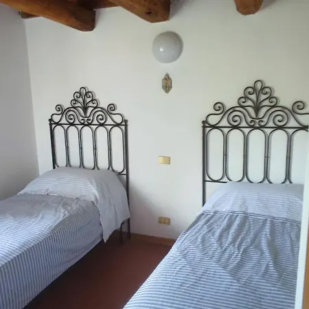 Ilde Villa Massa (Tuscany)
